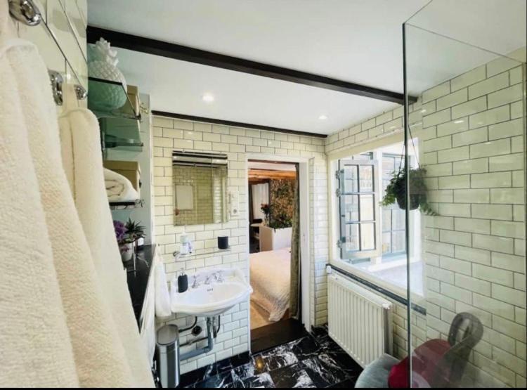 The Enlightened House Luxury Suites أمستردام المظهر الخارجي الصورة